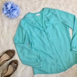 Charming Charlie Button Down V-neck Blouse Mint Blue Medium